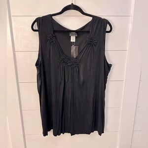 BRITTANY BLACK Woman Black rosette front rayon spandex soft loose fit tank NWT